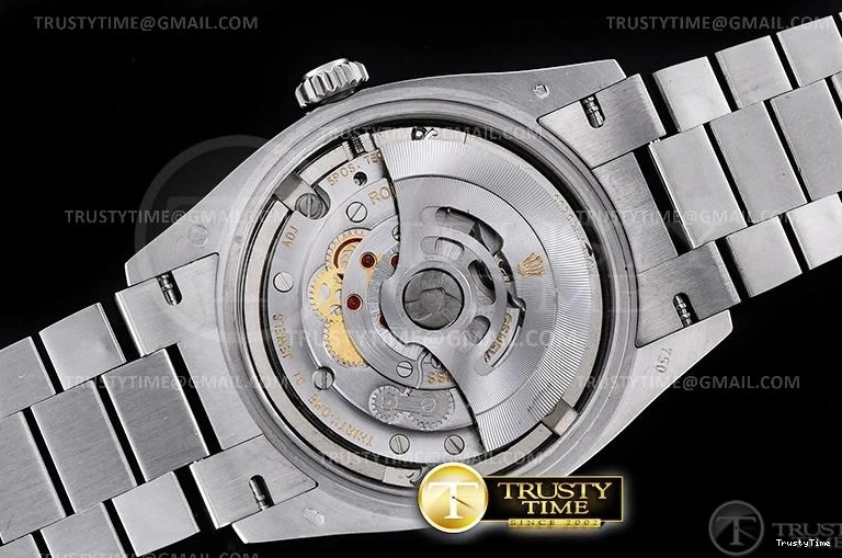 0421 Refined RDD0224H – DayDate 36mm 750